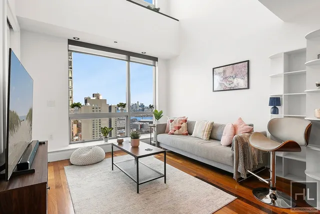 $6,400 | 150 Myrtle Avenue, Unit 3002 | Downtown Brooklyn