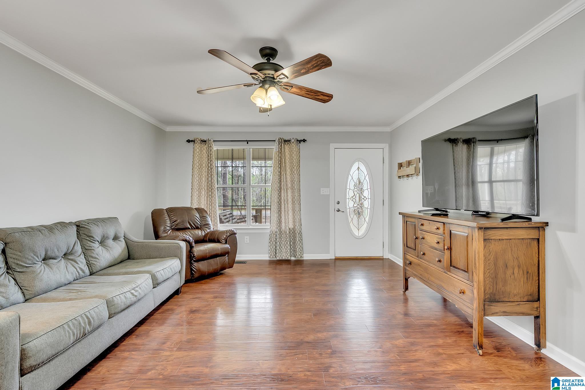 1435 Mountain Lake Road Warrior, AL 35180 - Photo 6 of 32