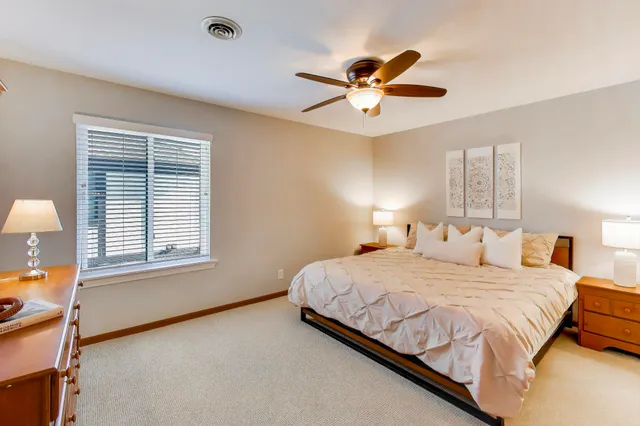 $450,000 | 9 Wildwood Court, Unit D, Williams Bay, WI 53191