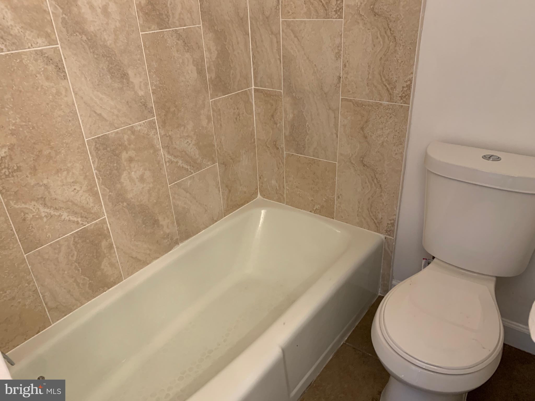 73 Oak Shade Road Gaithersburg, MD 20878 - Photo 14 of 38 Gallery Image 14