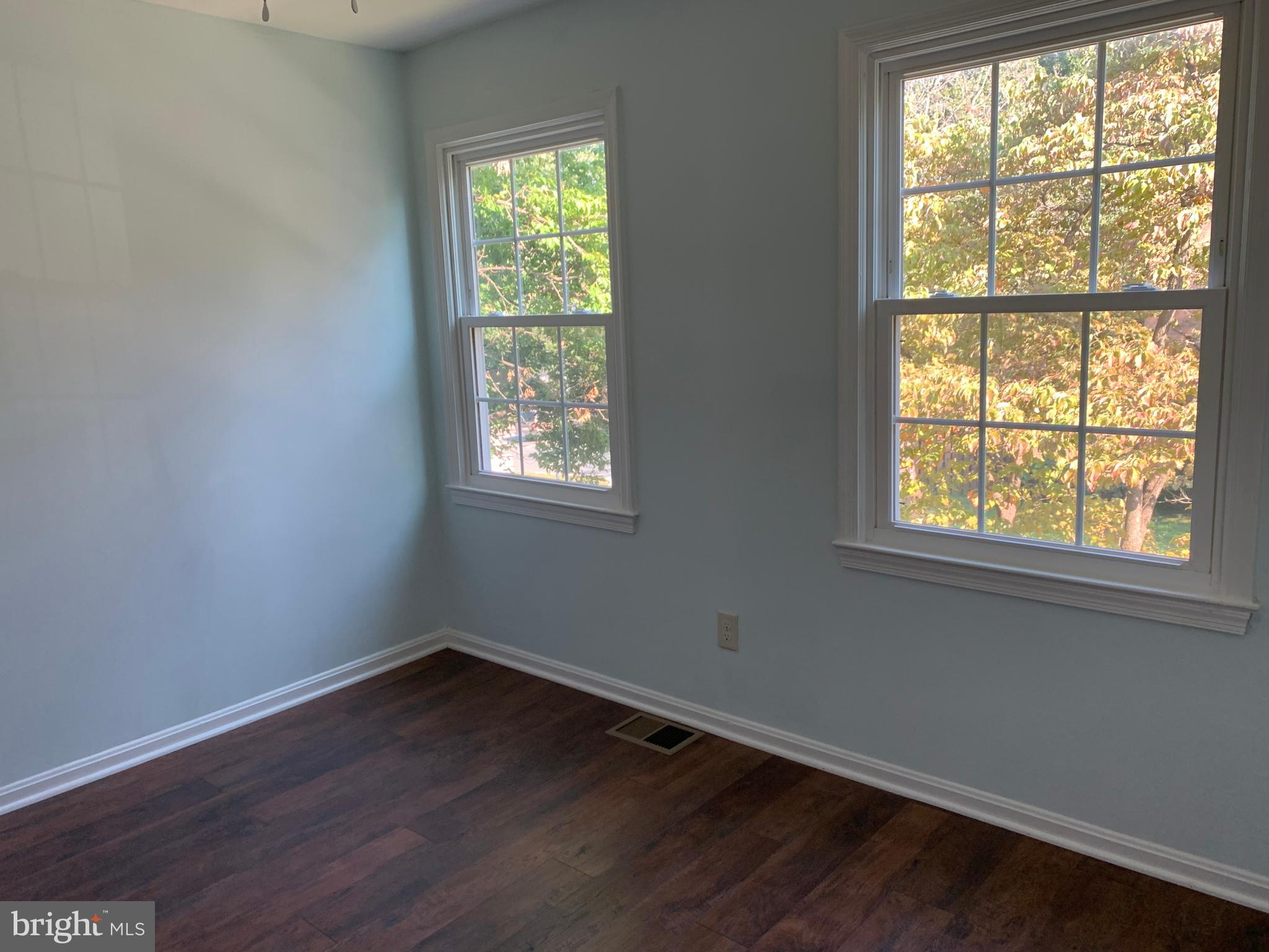 73 Oak Shade Road Gaithersburg, MD 20878 - Photo 16 of 38 Gallery Image 16