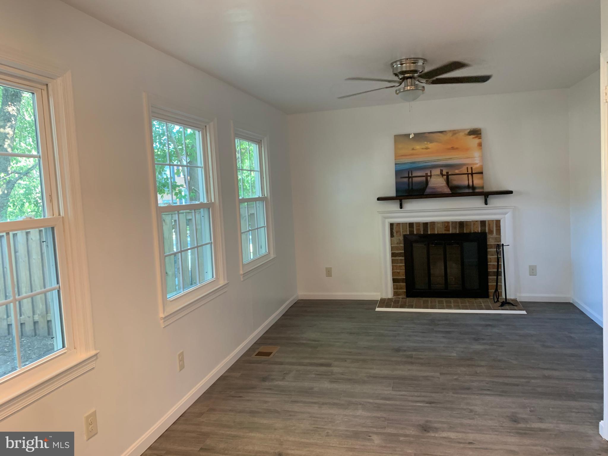 73 Oak Shade Road Gaithersburg, MD 20878 - Photo 5 of 38 Gallery Image 5