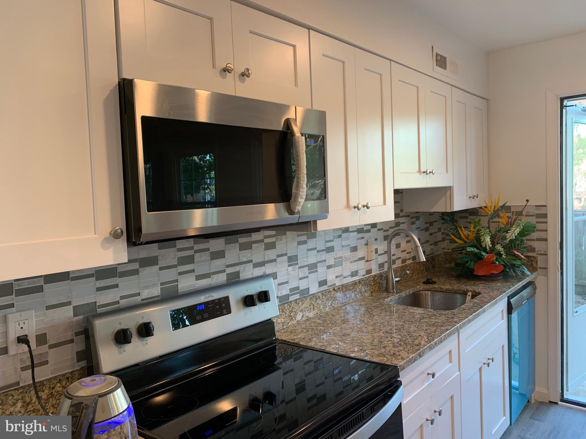 73 Oak Shade Road Gaithersburg, MD 20878 - Photo 10 of 38 Gallery Image 10