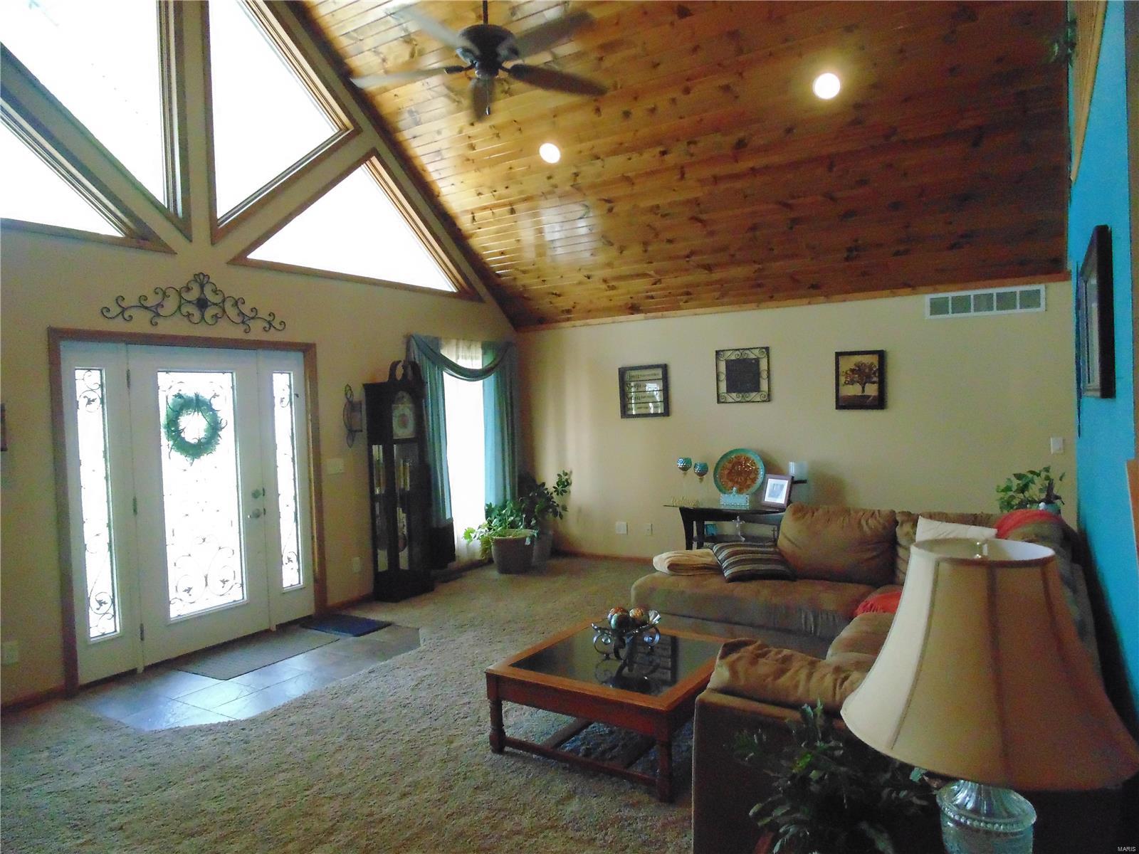 14091 St Rose Road Highland, IL 62249 - Photo 8 of 86