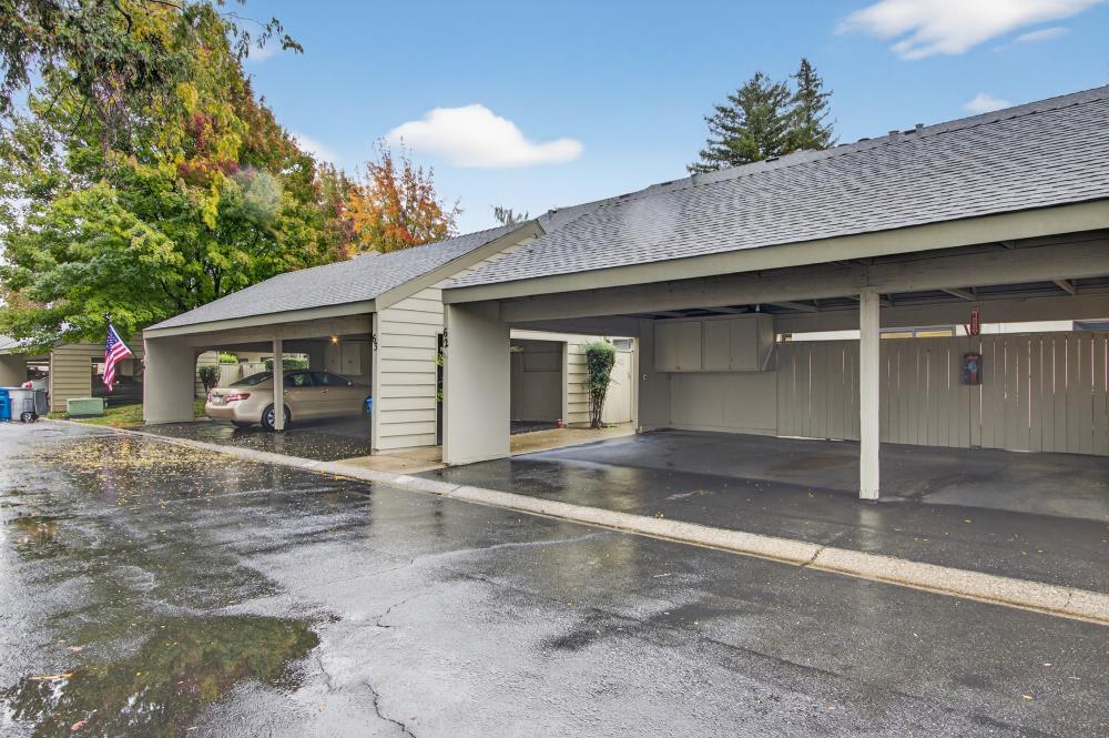 750 Lincoln Road, Unit 62 Yuba City, CA 95991 - Photo 47 of 56 a front view of a house with a garage