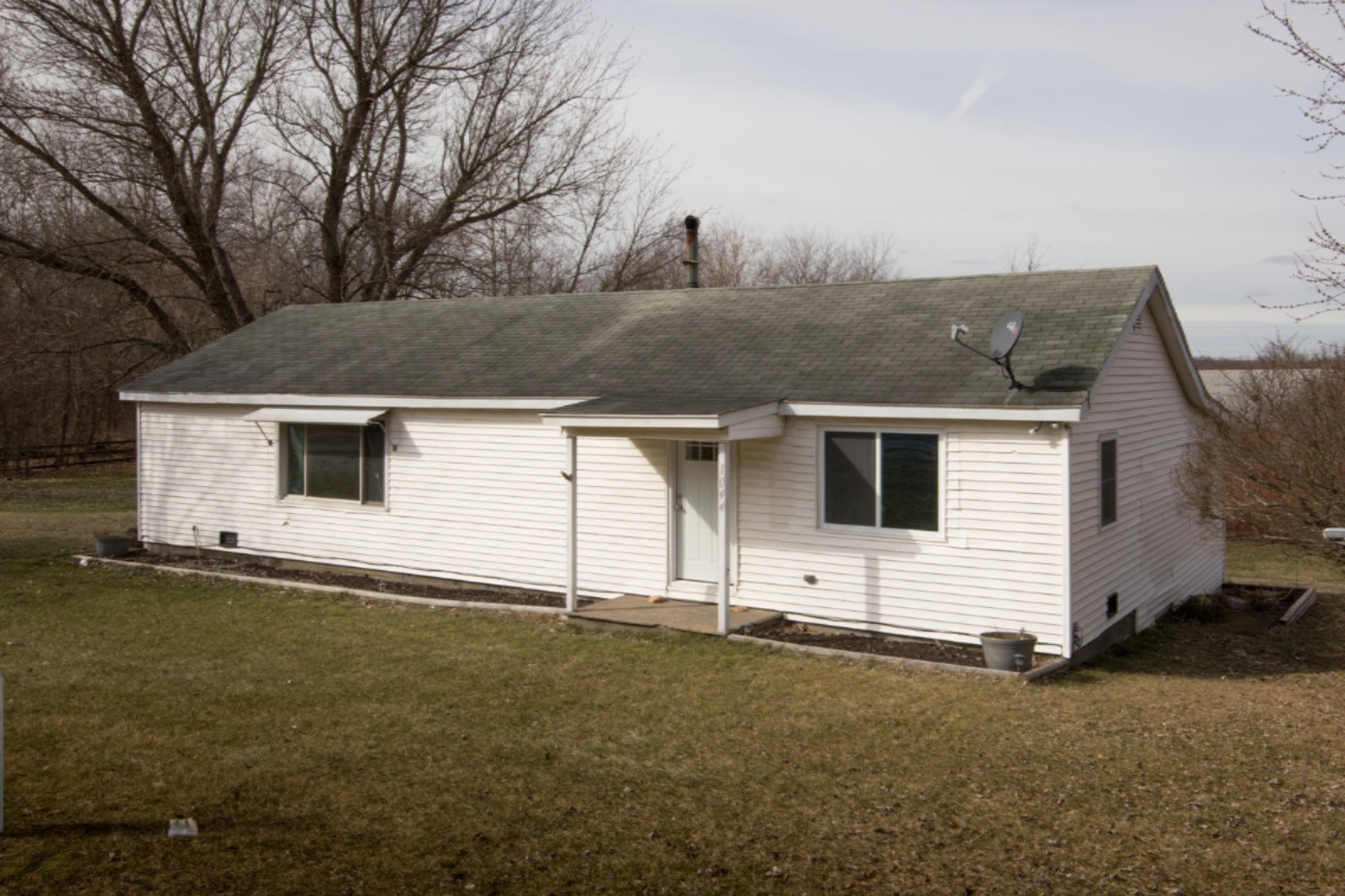 1044 Marsh Rd-401