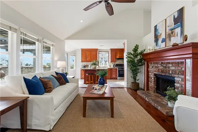 $949,900 | 2062 Havenhurst Way, Upland, CA 91784