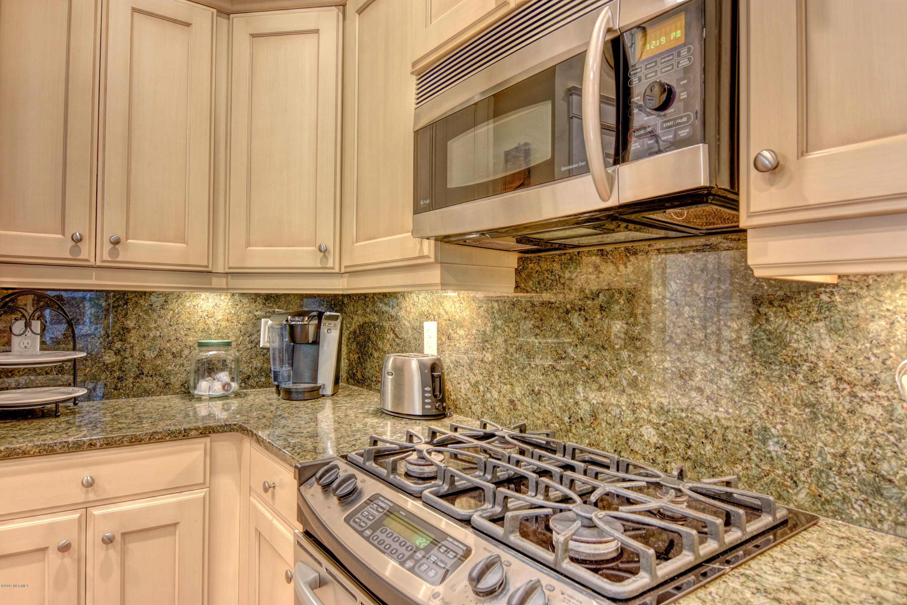 8036 Reunion Road Wilmington, NC 28411 - Photo 12 of 49 Kitchen