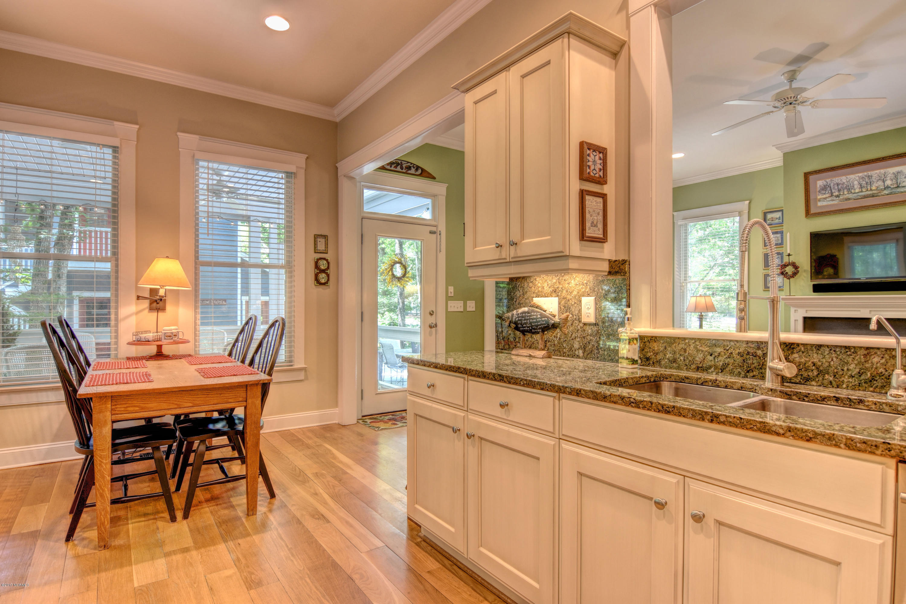 8036 Reunion Road Wilmington, NC 28411 - Photo 13 of 49 Kitchen and Dining Area