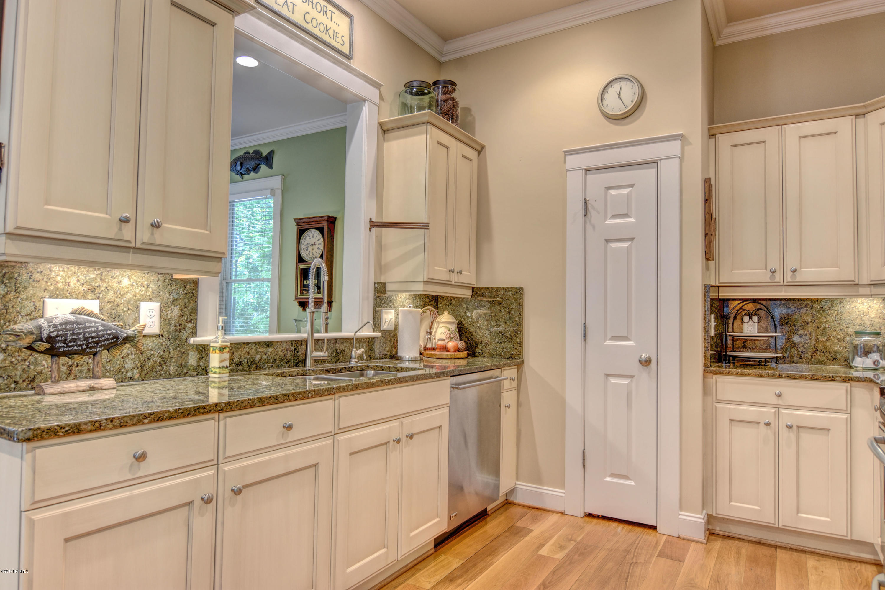 8036 Reunion Road Wilmington, NC 28411 - Photo 16 of 49 Kitchen