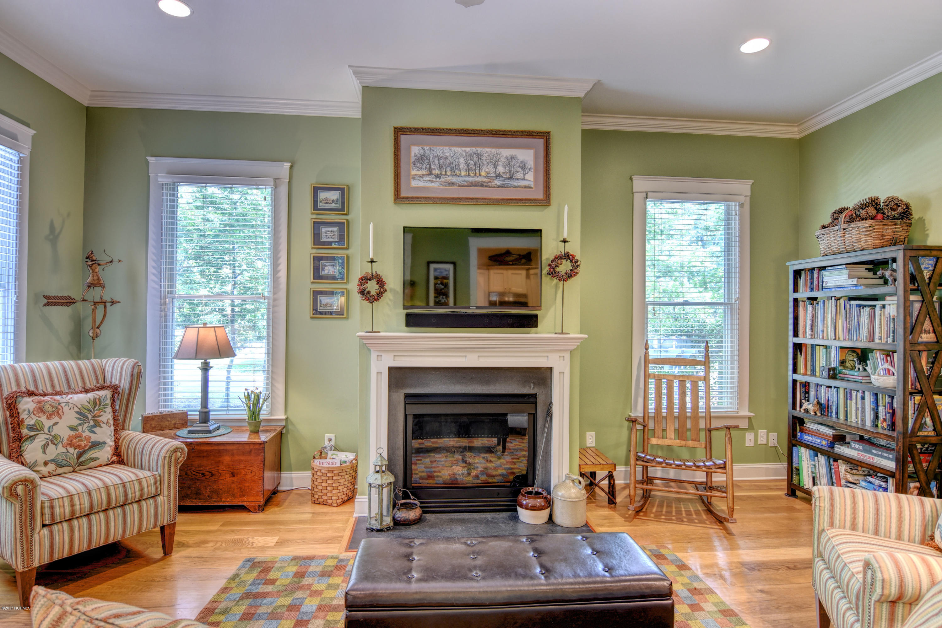 8036 Reunion Road Wilmington, NC 28411 - Photo 10 of 49 Living Room
