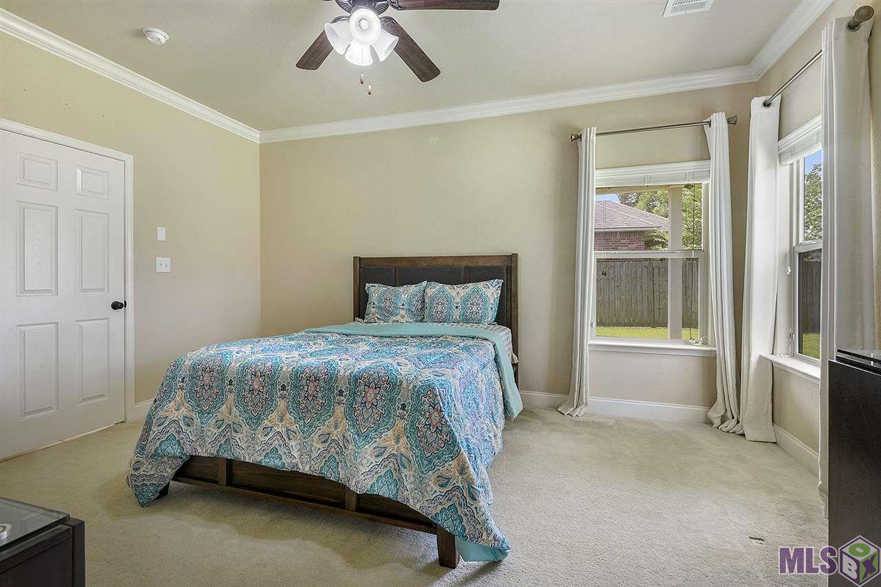 14359 Stone Gate Drive Baton Rouge, LA 70816 - Photo 4 of 9 Gallery Image 4