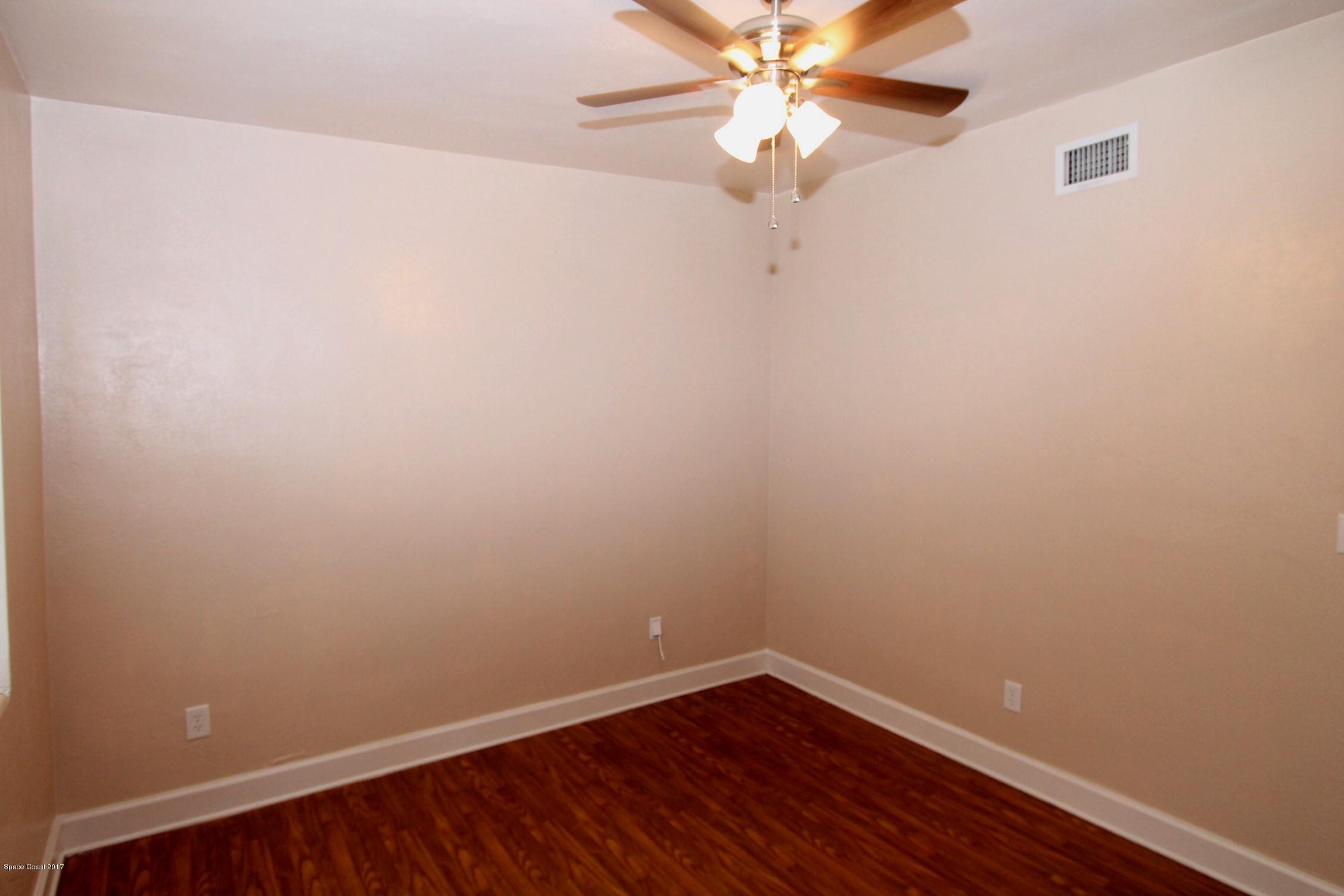 2509 Gulfstream Road, Unit 1 Orlando, FL 32805 - Photo 34 of 48 Bedroom 3