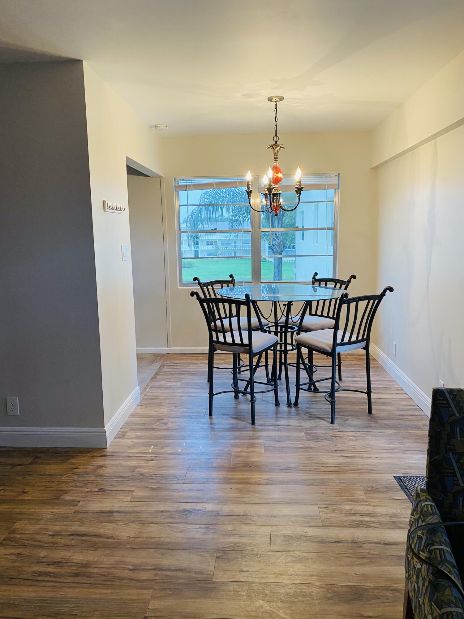 116 Dorset C, Unit 116 Boca Raton, FL 33434 - Photo 8 of 16 Dining area