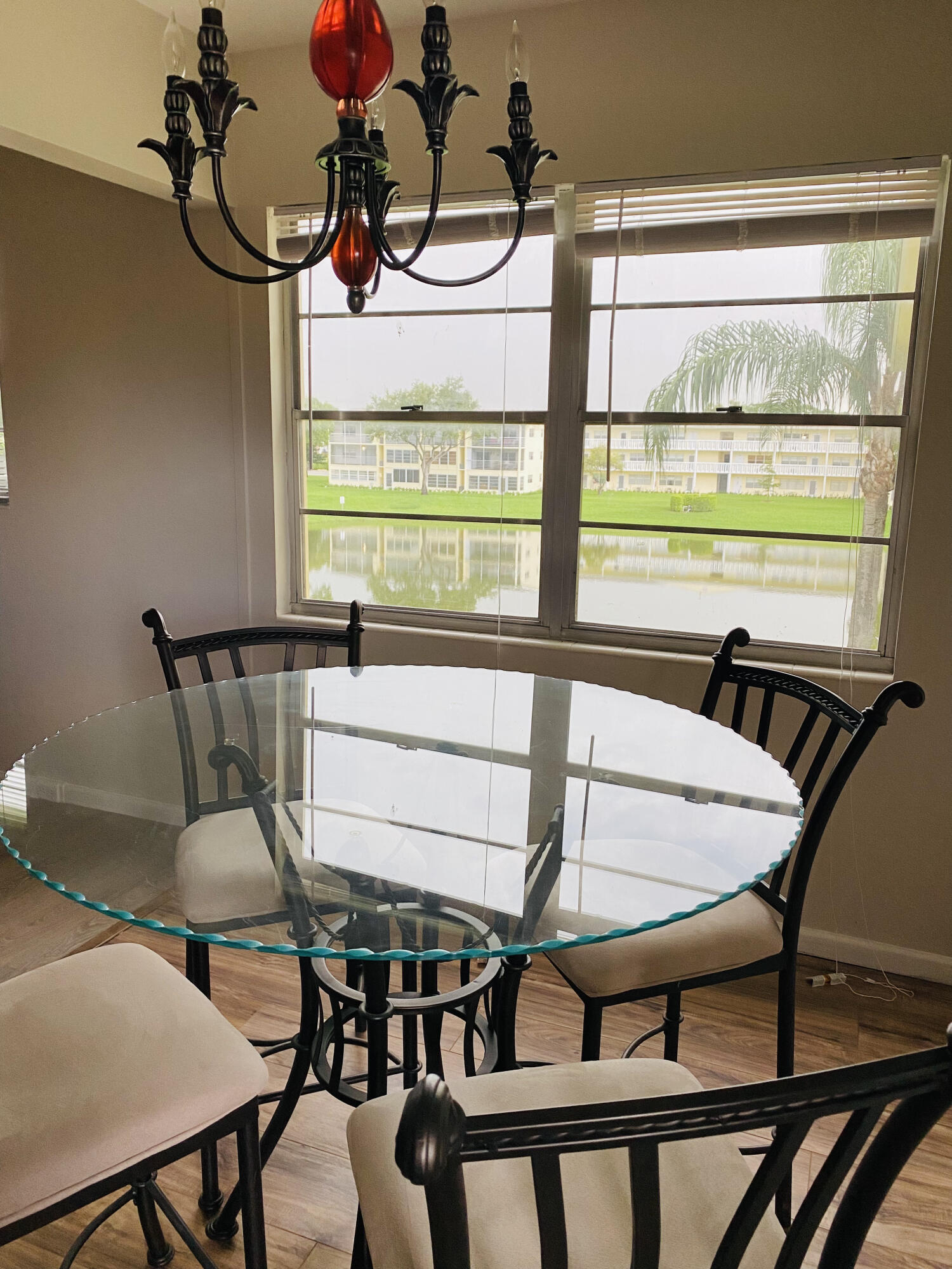 116 Dorset C, Unit 116 Boca Raton, FL 33434 - Photo 9 of 16 Dining area