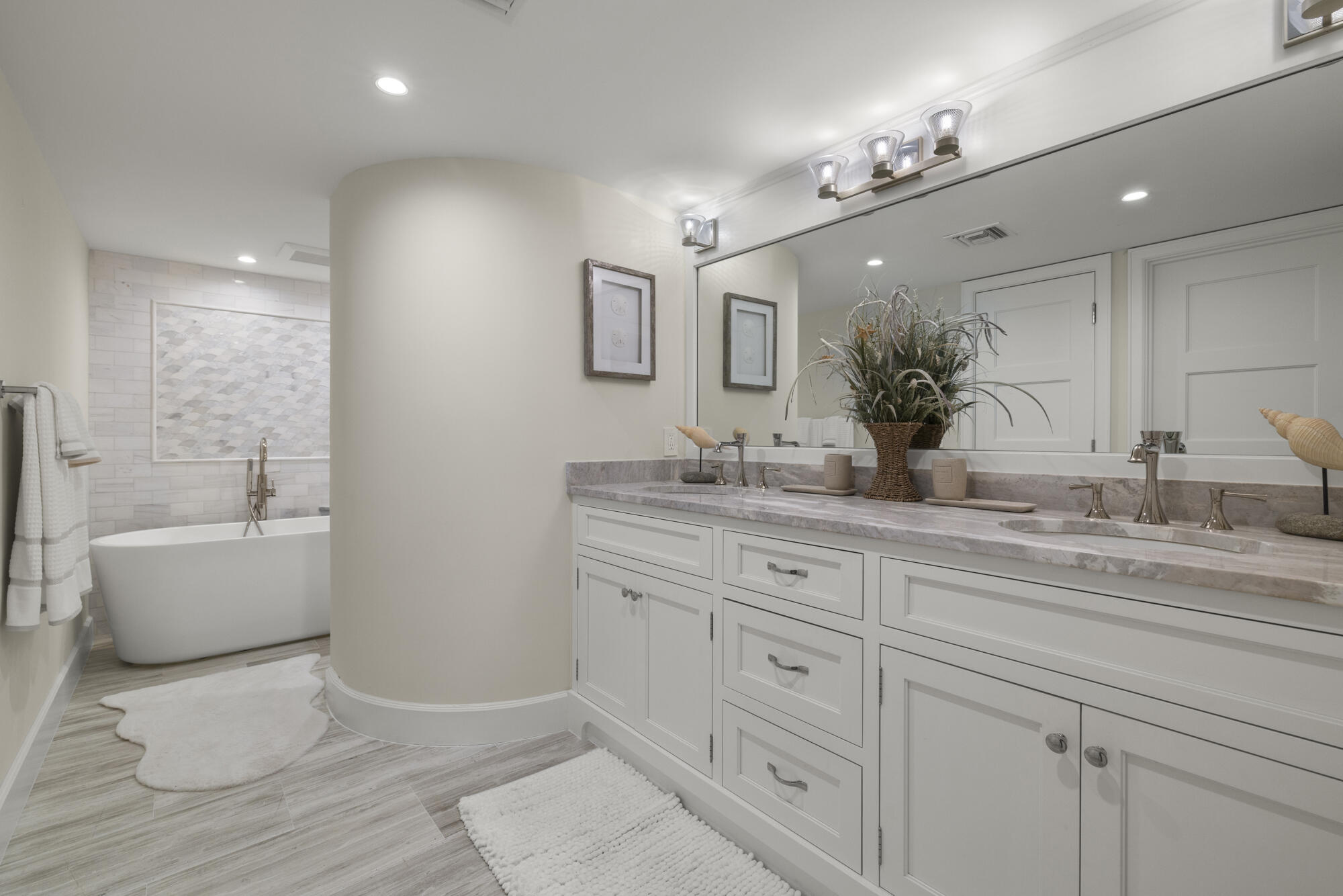 1701 Northeast Ocean Boulevard, Unit 104 Stuart, FL 34996 - Photo 17 of 45 35_0h8a1106