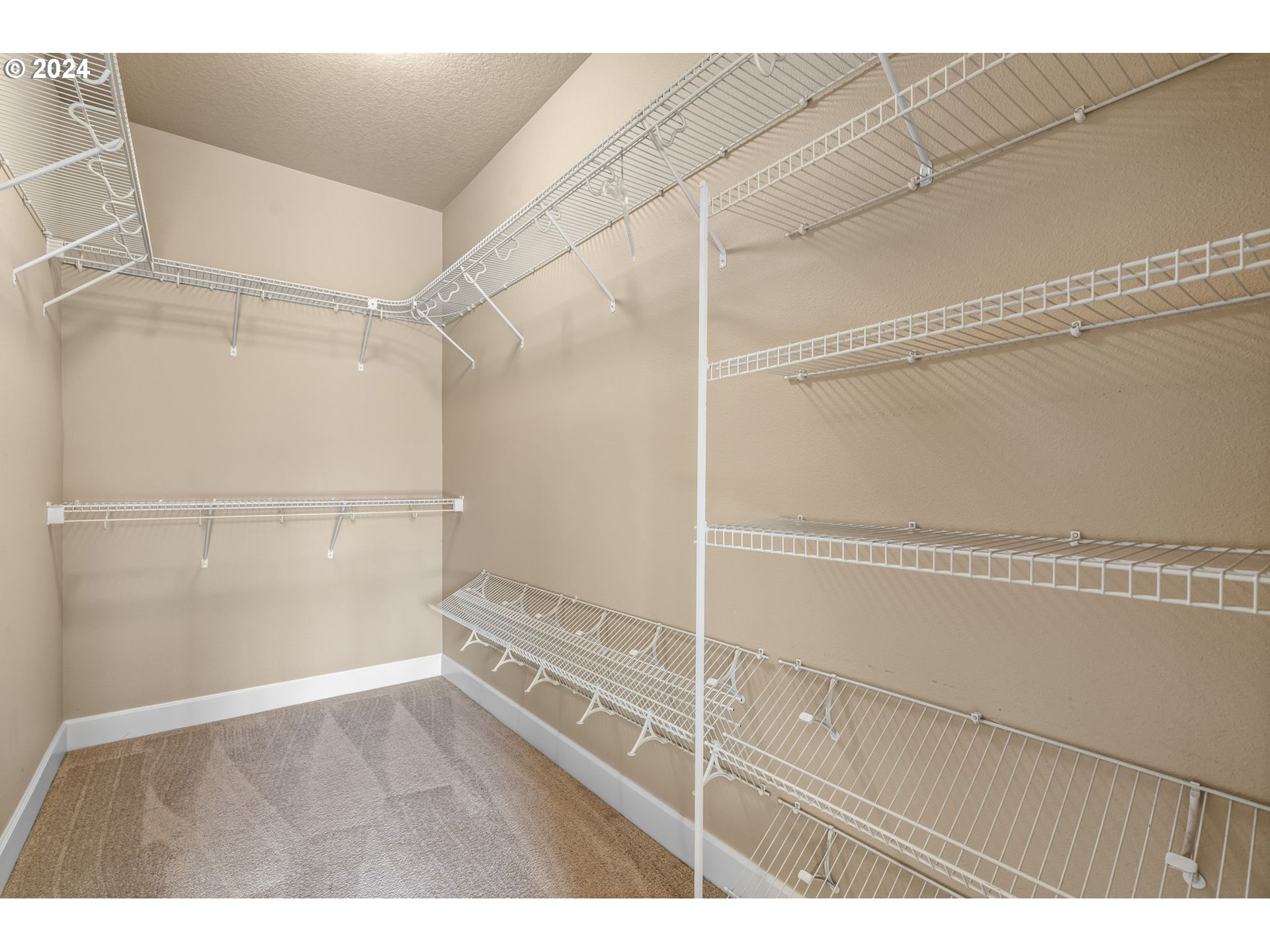20736 Kilbourne Loop Bend, OR 97701 - Photo 18 of 30 Gallery Image 18