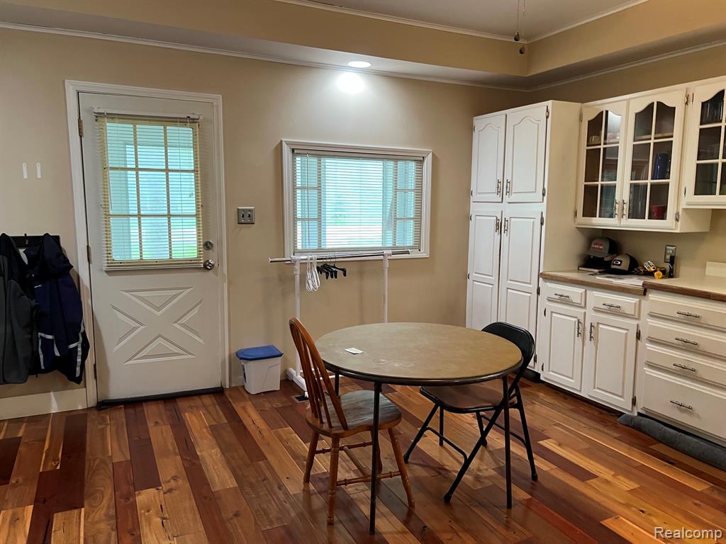 25 West Hunters Creek Road Lapeer, MI 48446 - Photo 10 of 28