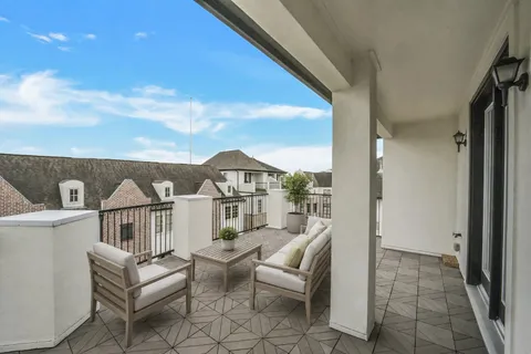 $499,000 | 2058 Fannin Station North, Houston, TX 77045