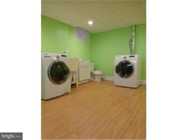 30 Chestnut Road Southampton, PA 18966 - Photo 20 of 25 Laundry Room