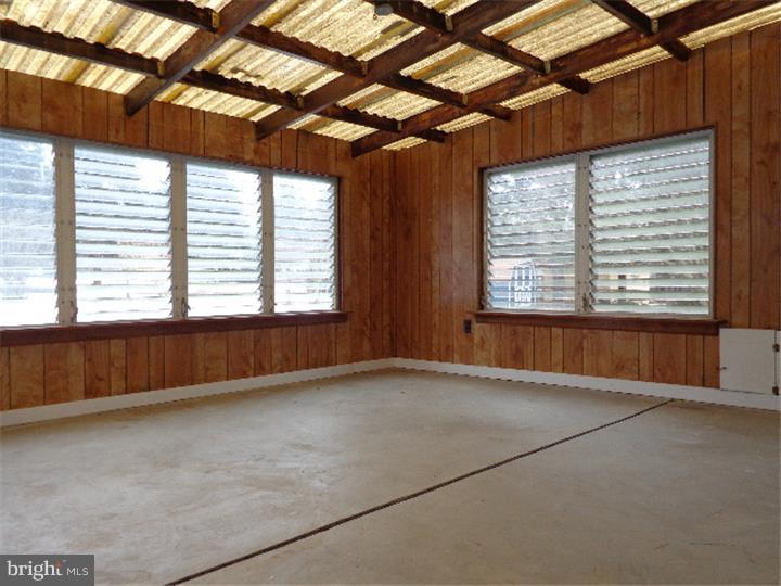30 Chestnut Road Southampton, PA 18966 - Photo 21 of 25 Sun Room