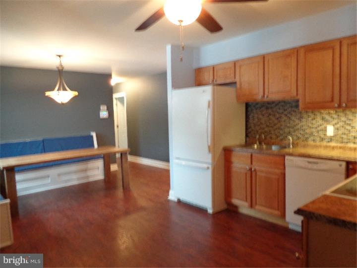 30 Chestnut Road Southampton, PA 18966 - Photo 9 of 25 Kitchen