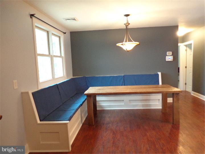 30 Chestnut Road Southampton, PA 18966 - Photo 10 of 25 Dining Room