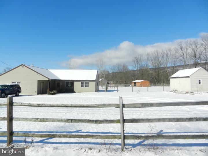 5950 4 Point Road Bethel, PA 19507 - Photo 2 of 23 Gallery Image 2