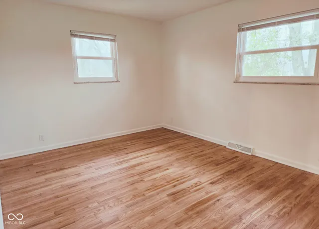 $2,300 | 9502 East 600 South, Zionsville, IN 46077