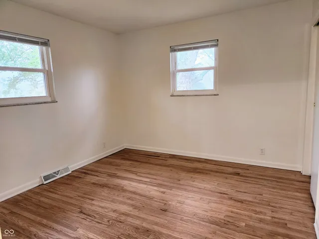 $2,300 | 9502 East 600 South, Zionsville, IN 46077