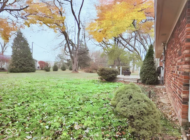 $2,300 | 9502 East 600 South, Zionsville, IN 46077