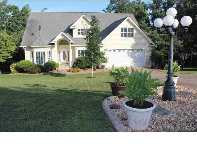 185 Lakehaven Circle Decatur, TN 37322 - Photo 1 of 30 Primary Photo