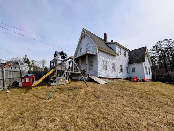 $360,000 | 48 Grove Street, Littleton, NH 03561