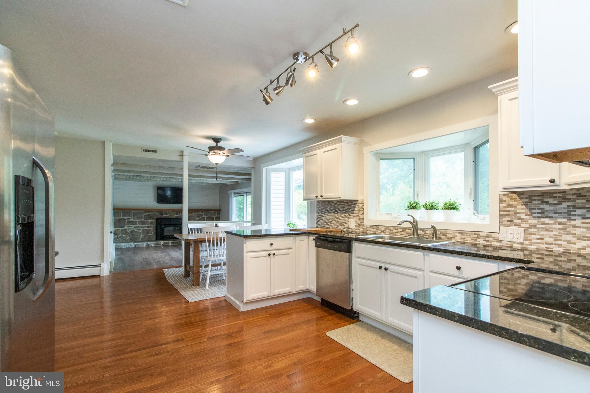 1389 Valley View Road Pottstown, PA 19465 - Photo 14 of 40