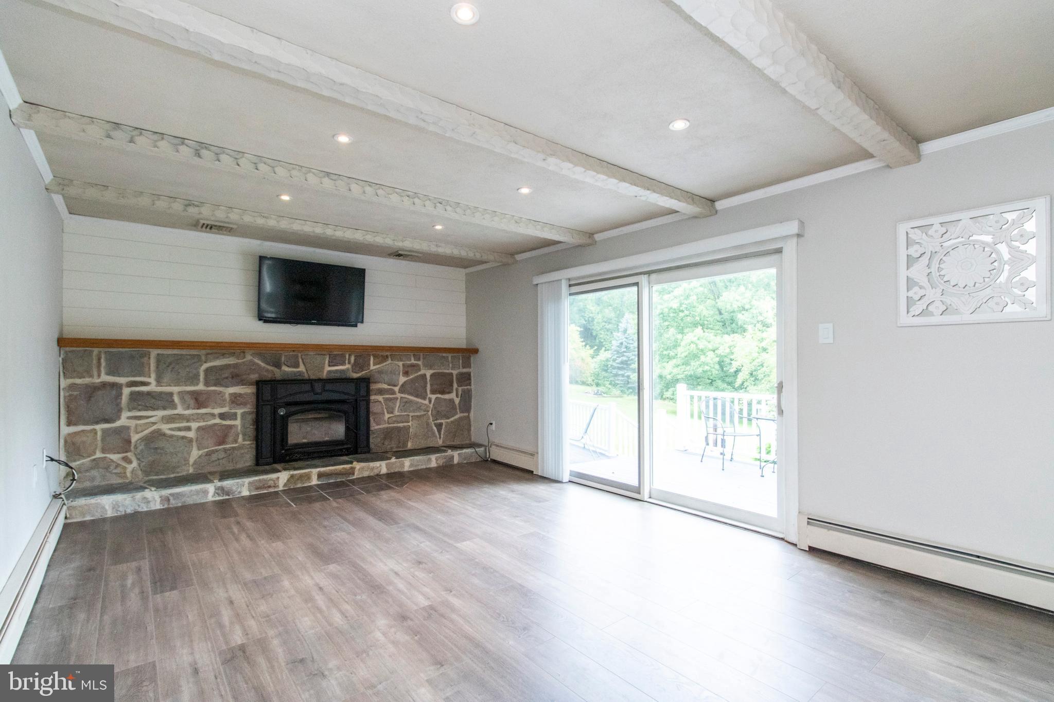 1389 Valley View Road Pottstown, PA 19465 - Photo 19 of 40