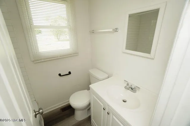 $875 | 311 Starling Street, Jacksonville, NC 28540