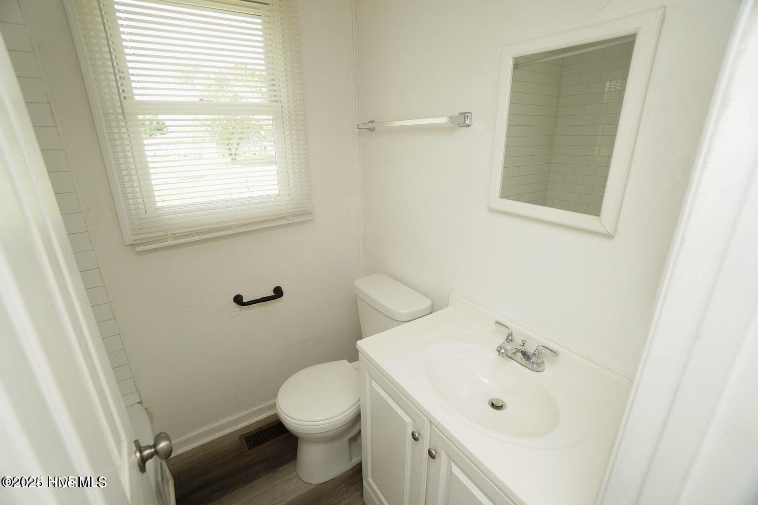 311 Starling Street Jacksonville, NC 28540 - Photo 14 of 19 original (12)