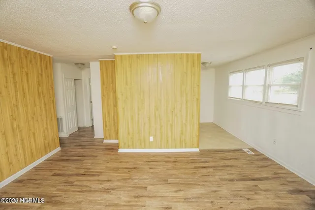 $875 | 311 Starling Street, Jacksonville, NC 28540