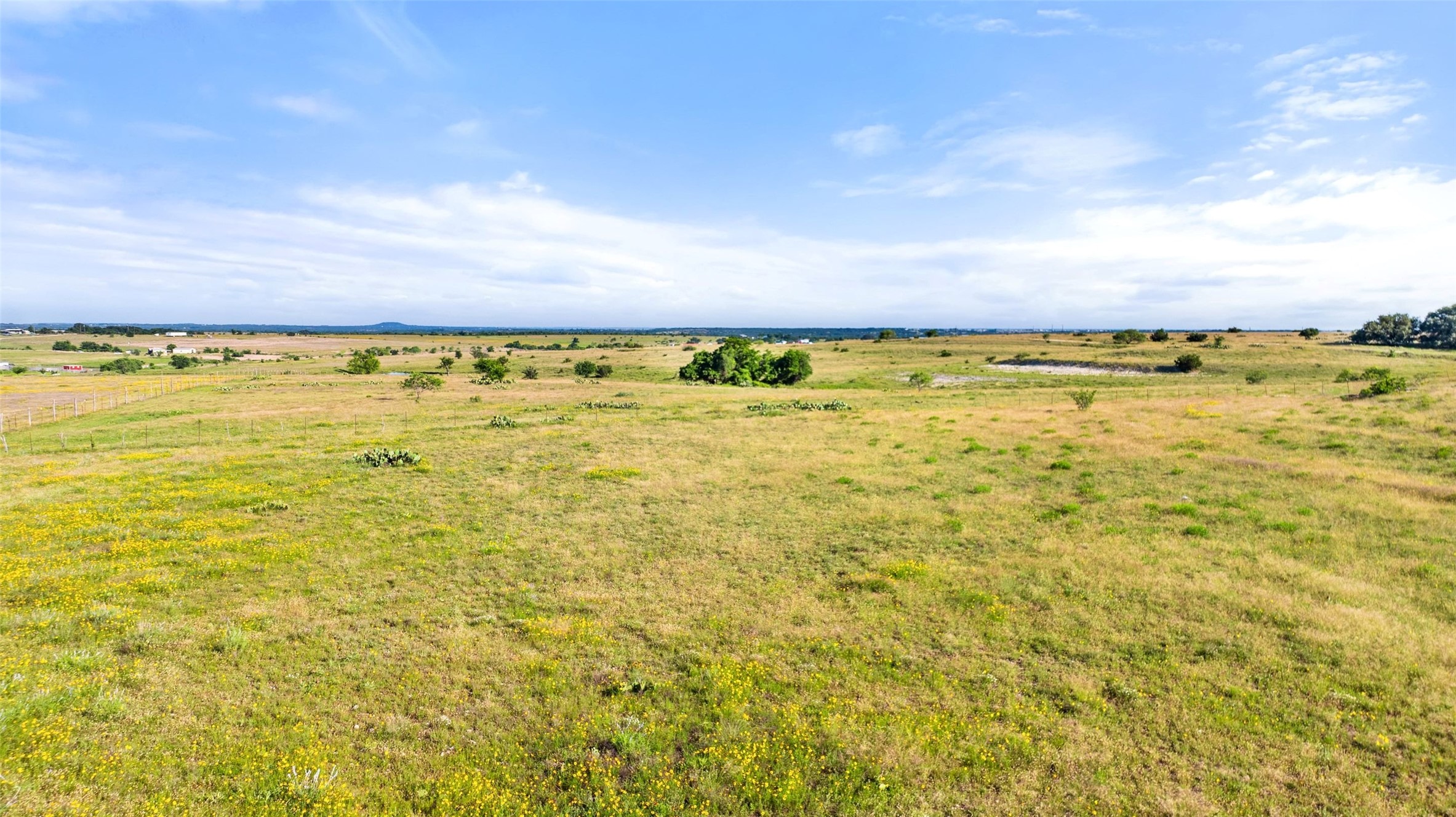 4501 210 County Road Bertram, TX 78605 - Photo 9 of 34 a view of an ocean