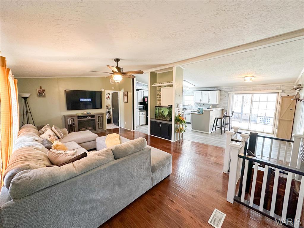 405 County Road 5015 Salem, MO 65560 - Photo 5 of 51