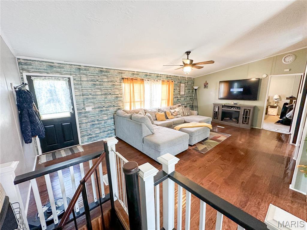 405 County Road 5015 Salem, MO 65560 - Photo 6 of 51