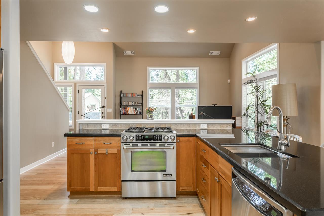 12460 Valley View Road Nevada City, CA 95959 - Photo 3 of 14 Gallery Image 3
