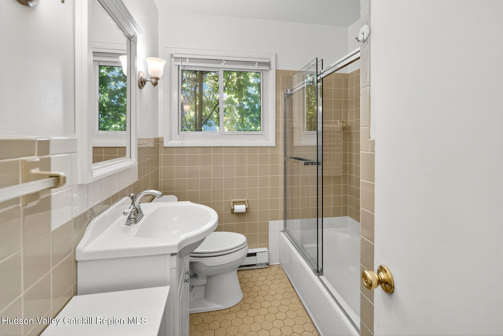 6 Brooks Lane Catskill, NY 12414 - Photo 13 of 22 17-web-or-mls-017-018_DSC01738