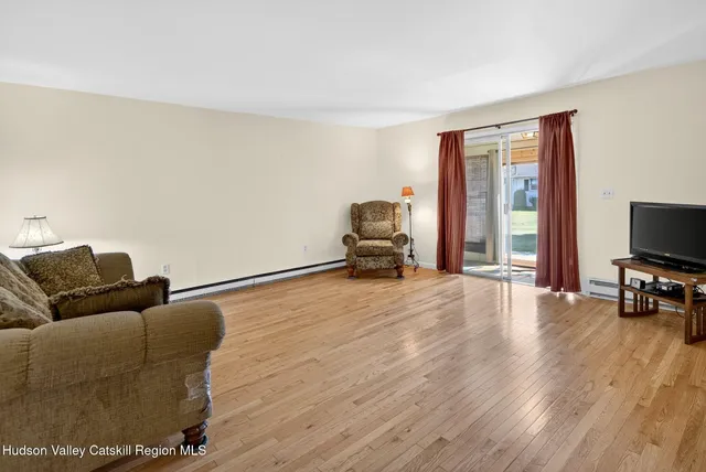 $301,000 | 6 Brooks Lane, Catskill, NY 12414