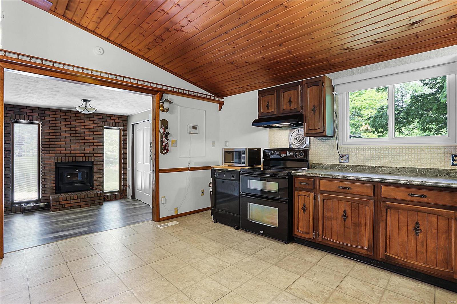 8436 Heinz Road New Douglas, IL 62074 - Photo 16 of 49
