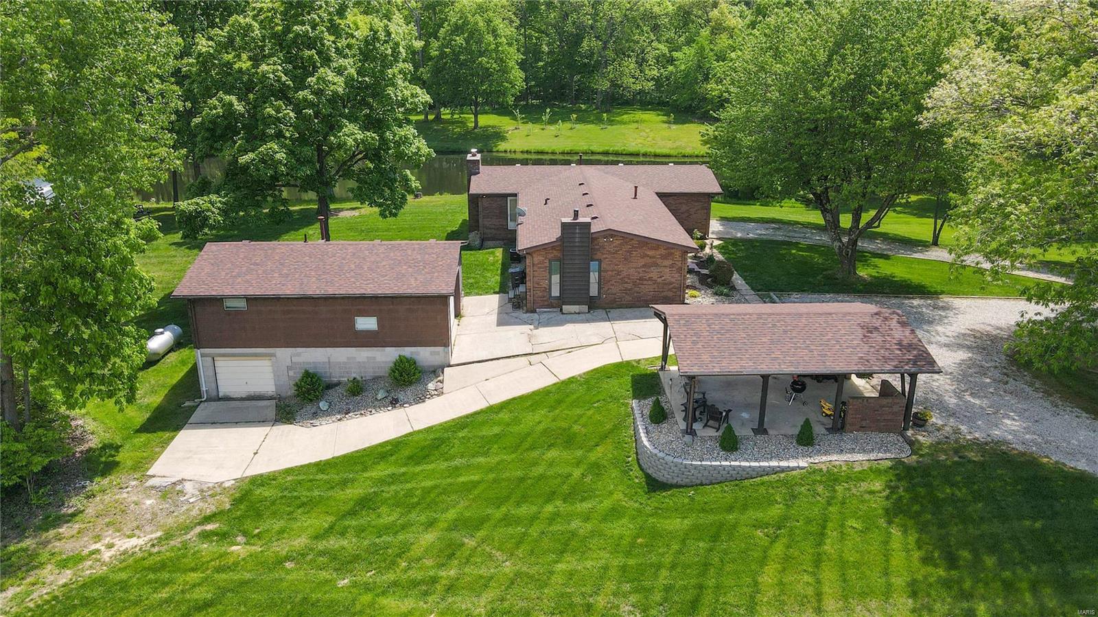 8436 Heinz Road New Douglas, IL 62074 - Photo 7 of 49