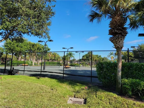 $2,500 | 3037 Driftwood Way, Unit 3505, Naples, FL 34109