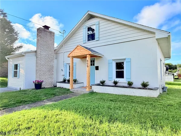 $239,900 | 809 32nd Street, Vienna, WV 26105