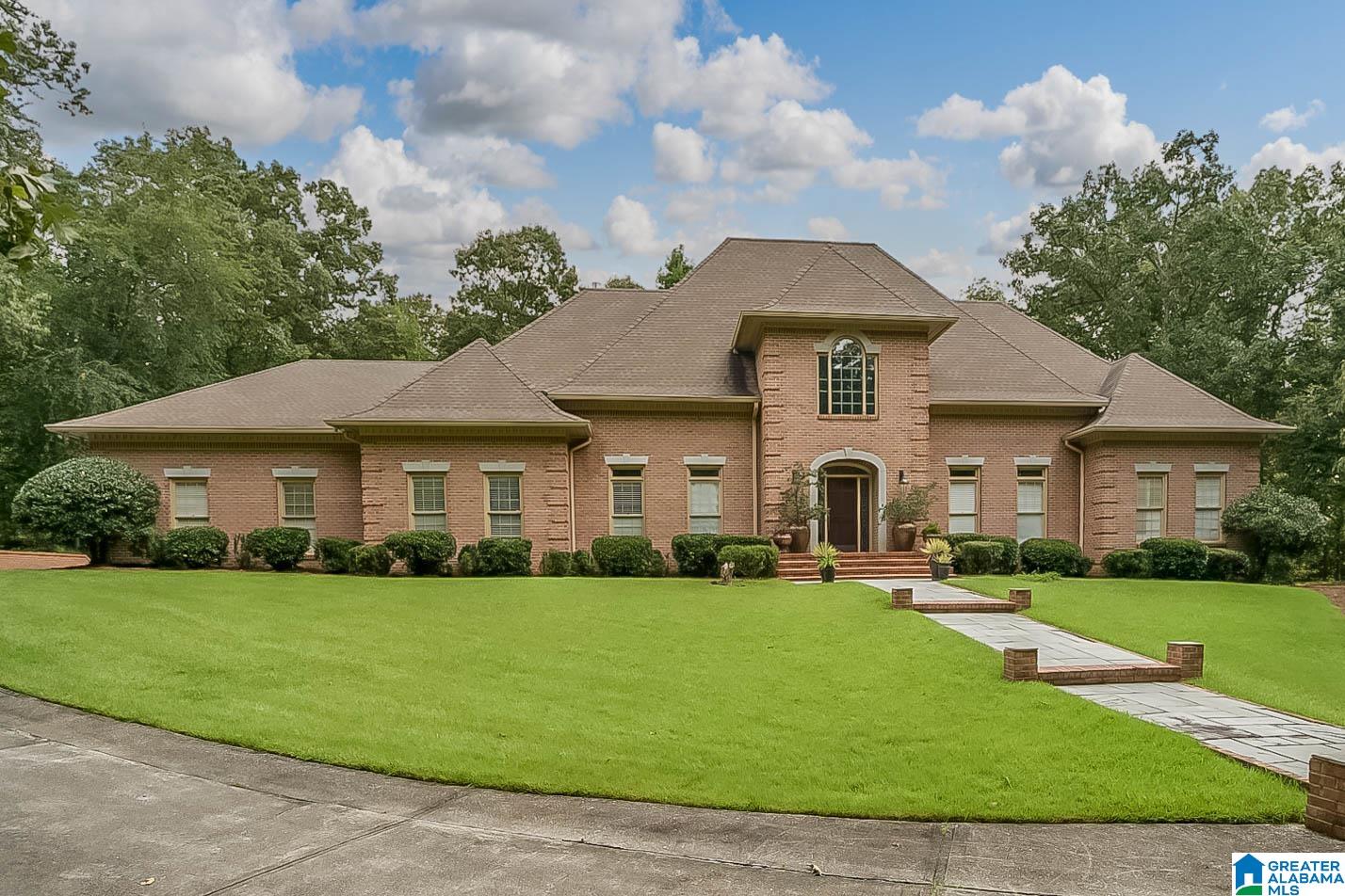 290 Valley View Road Pelham, AL 35124 - Photo 2 of 50