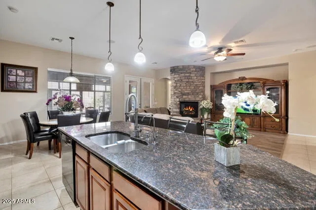 $4,900 | 1928 West Spur Drive, Phoenix, AZ 85085